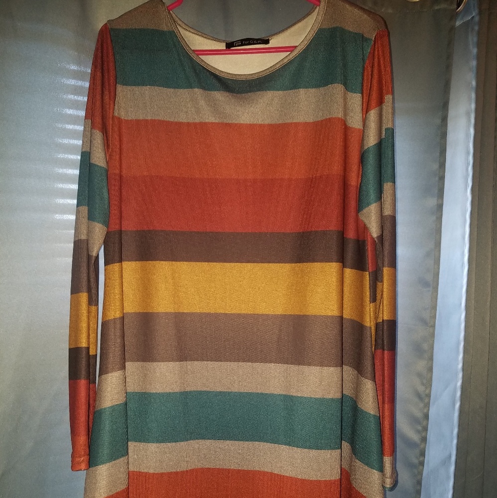 Long sleeved color block dress